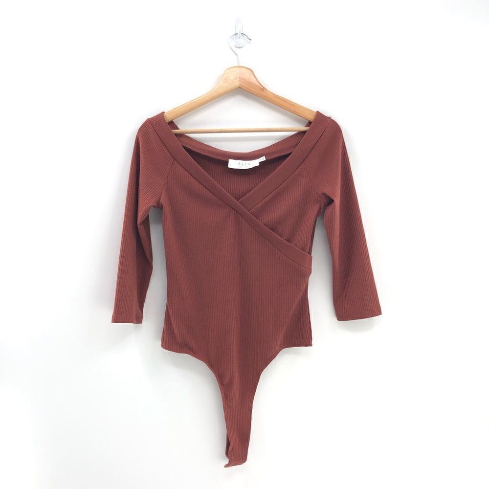 Astr 3/4 Sleeve Wide‎ Neck Bodysuit MARSALA M